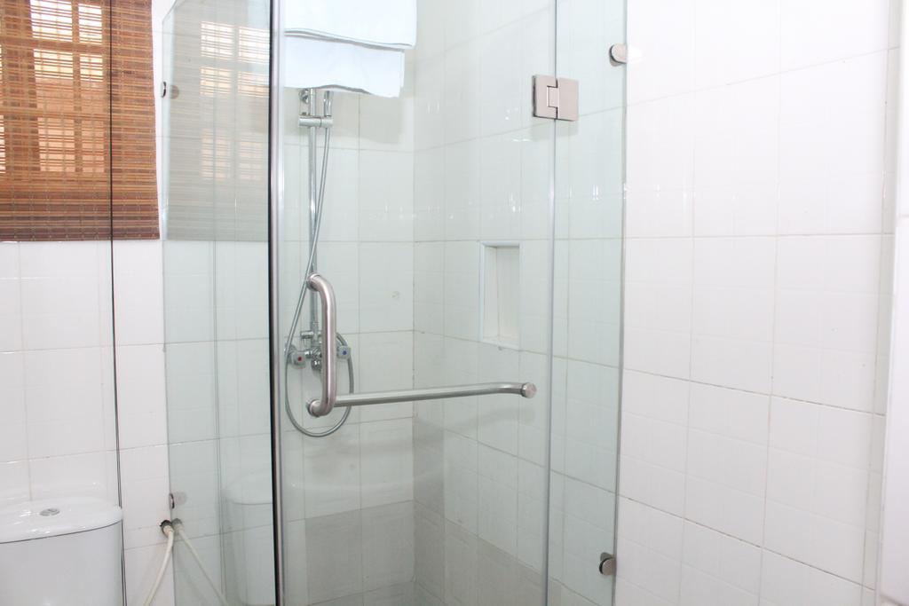 Bluespring Hotel Maryland Dış mekan fotoğraf