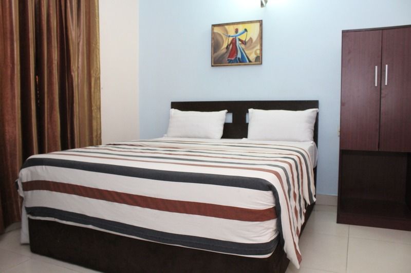 Bluespring Hotel Maryland Dış mekan fotoğraf