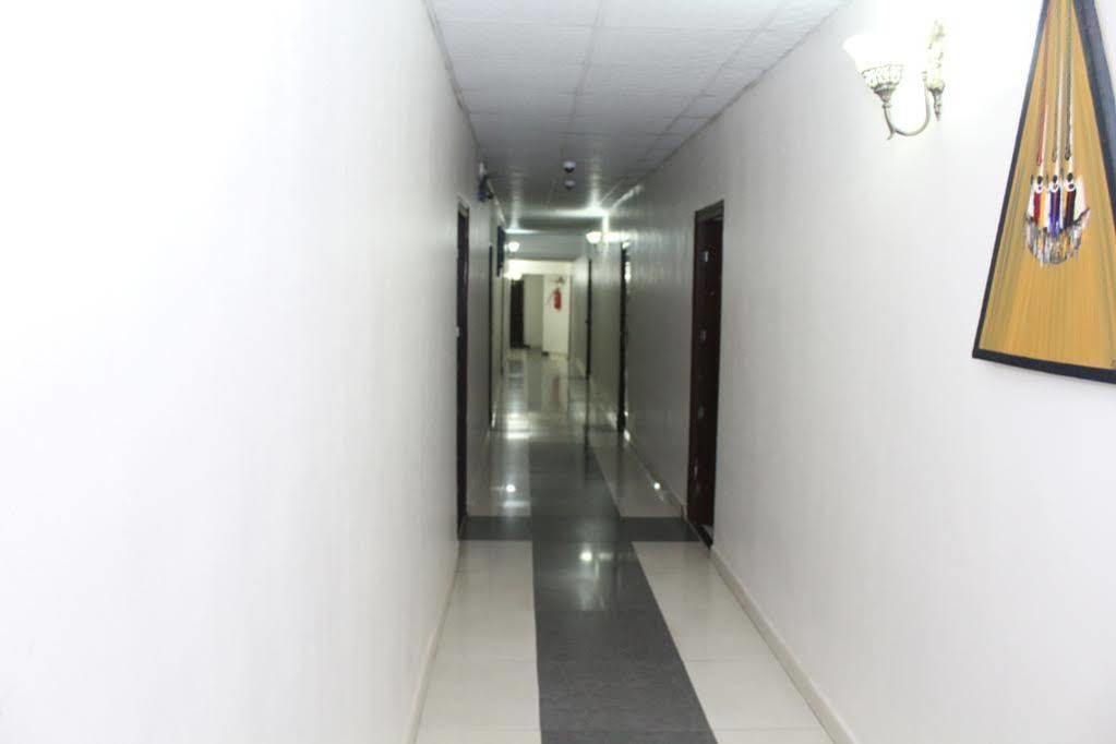 Bluespring Hotel Maryland Dış mekan fotoğraf