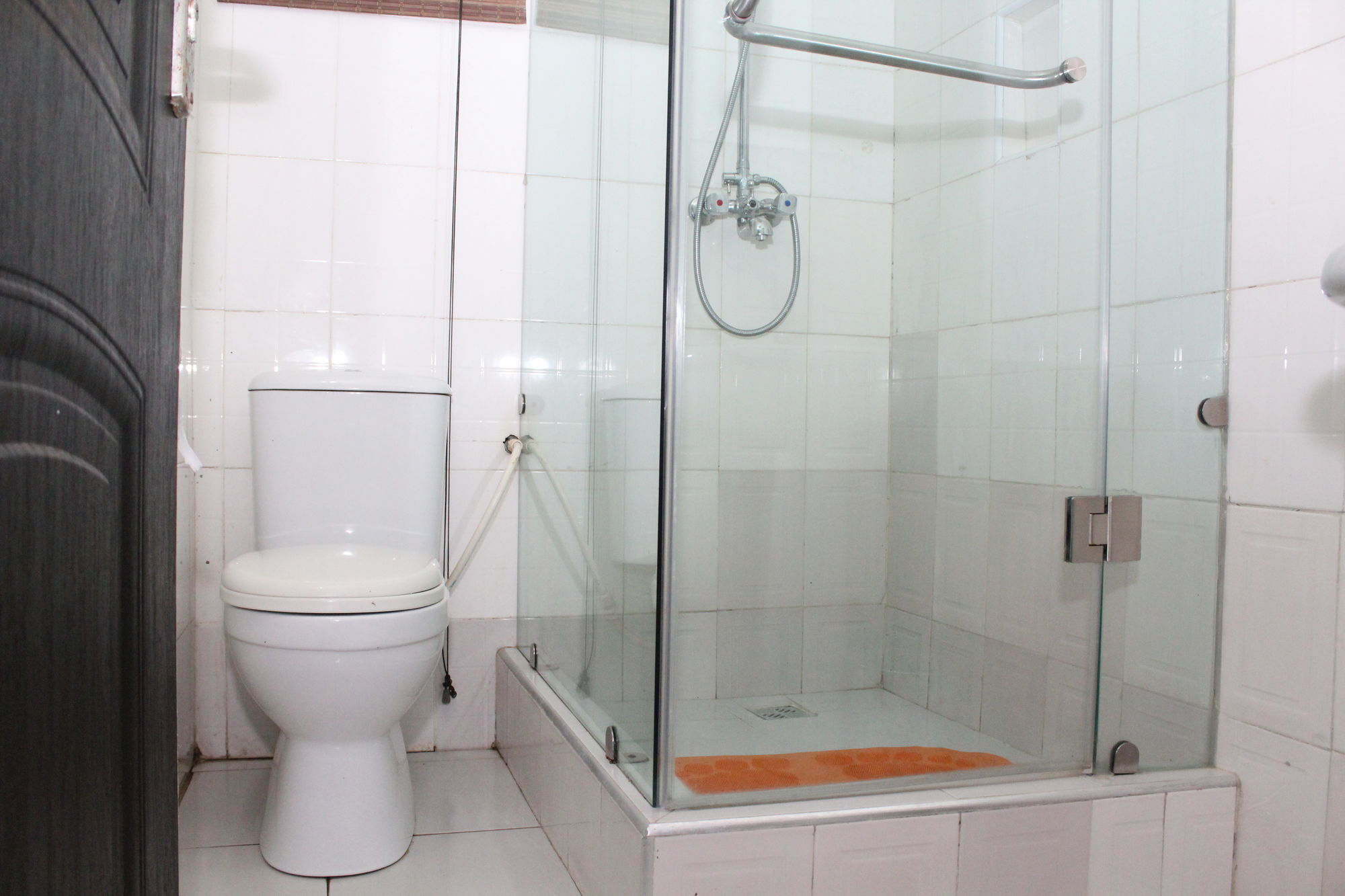 Bluespring Hotel Maryland Dış mekan fotoğraf